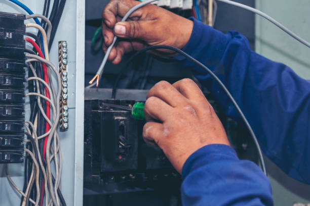 Best Circuit Breaker Repair  in Henryville, IN