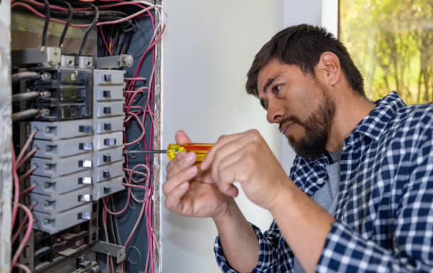 Best Emergency Electrical Repair  in Henryville, IN
